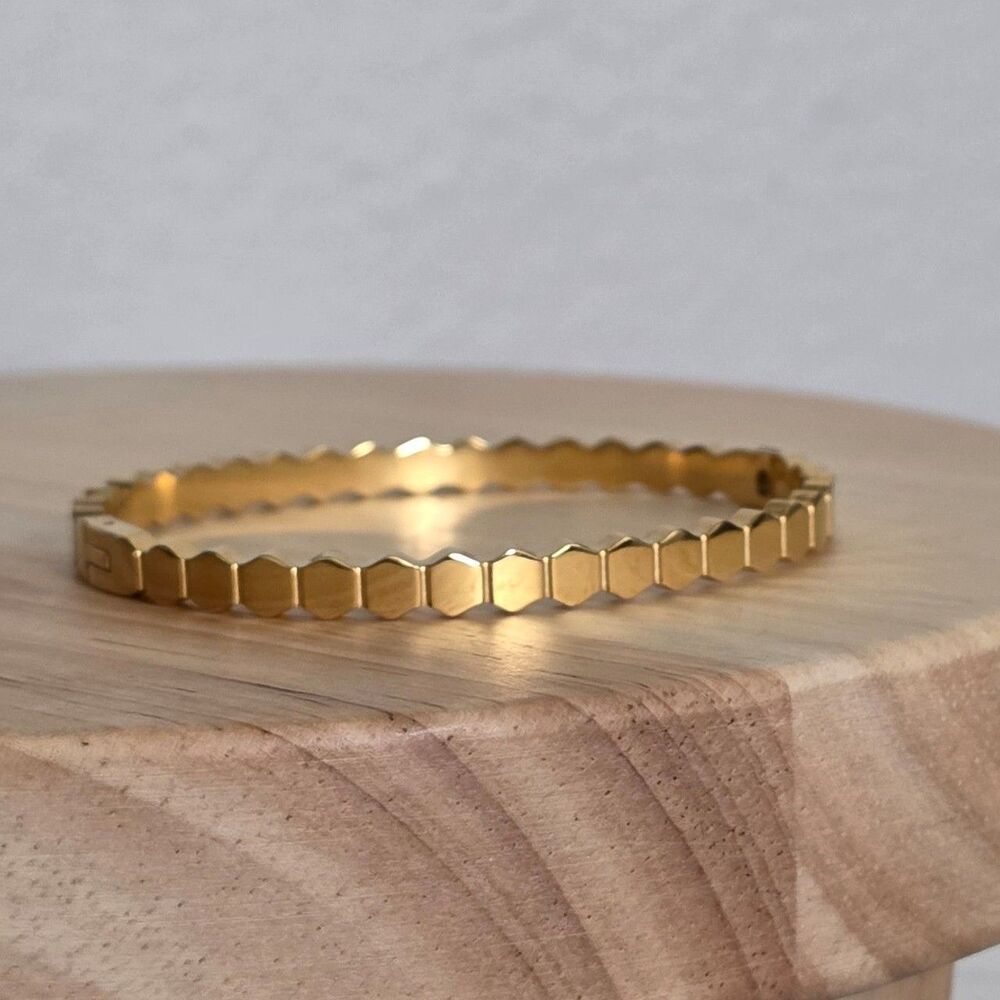 Gold Tone Honeycomb Bangle Bracelet Stainless Steel Hinged Cuff NWOT